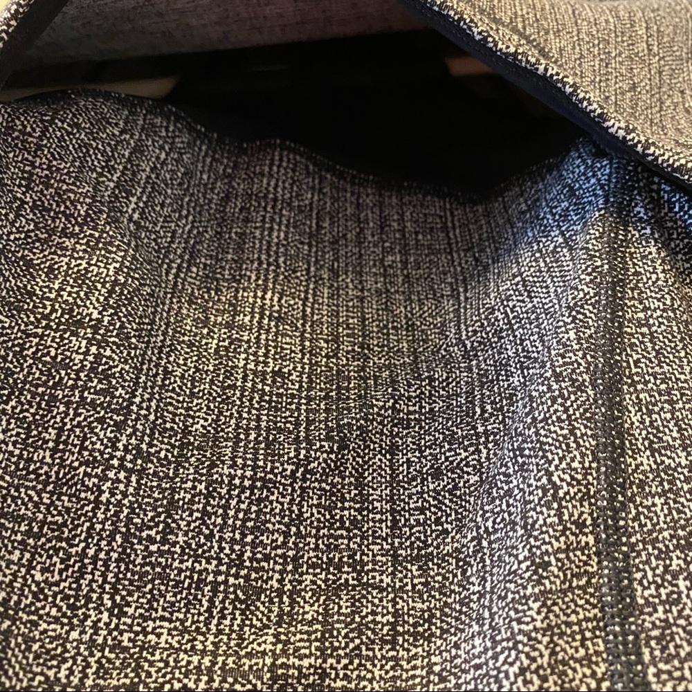 Lululemon Define Jacket in Black & White Herringbone Print Sz 6 - Picture 11 of 15